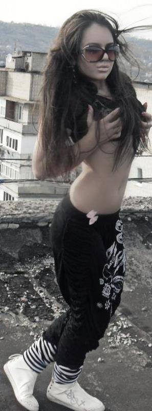 Kourtney (22), Massachusetts | Local Discreet Adult Connection