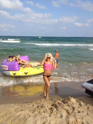 Iesha (21), Virginia | Casual Encounters and Chat