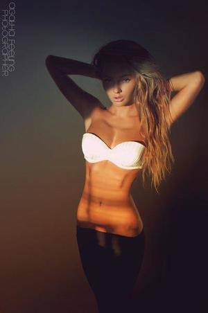 Chantal (24), Illinois | Local Discreet Adult Connection