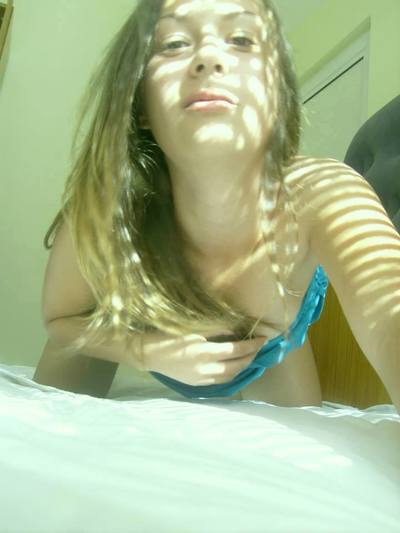 Local Arizona Profile: Justine (25) | Older Men Welcome