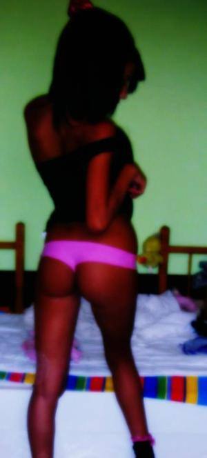 Meet Carolina from California (26) | Discreet Adult Dating