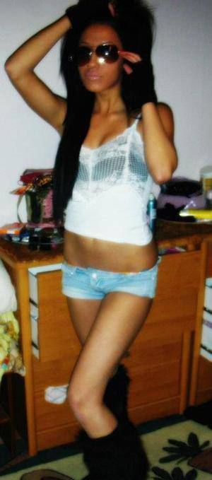 Kiera, 21 from Michigan | Older Men and Younger Women Dating