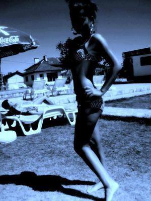 Meet Chelsea (30) from New Jersey | Same-Night Dating