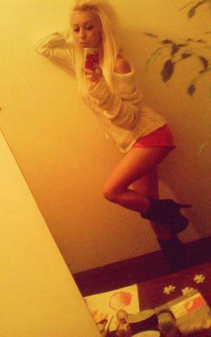 Meet Mikaela (22) from California | Same-Night Dating