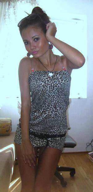 Cara (21) in Washington, adult profile photo