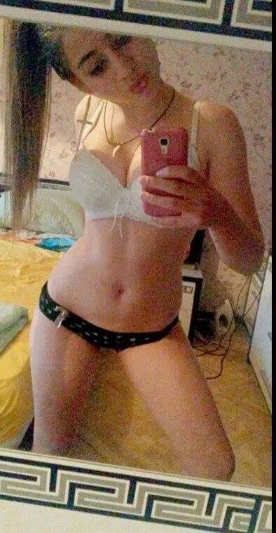 Chat with Mary (18) | Utah Hookups Available Now