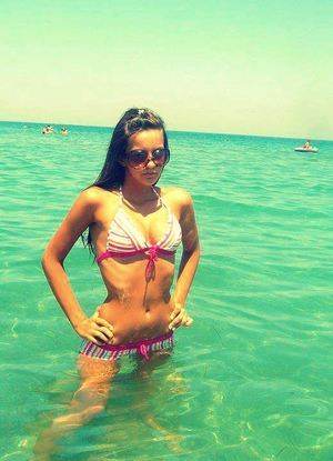 Reina, 27, Atlanta, GA local dating profile photo