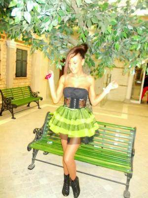 Selina (18), New Jersey adult dating profile image