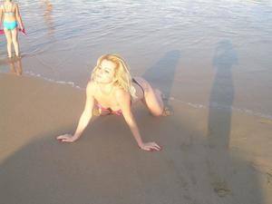 Chat with Delilah (26) | Pennsylvania Hookups Available Now