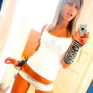 Elle, 25, profile image for Hampton, SC dating page
