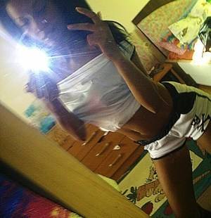 Meet Josephine (25) from California | Same-Night Dating