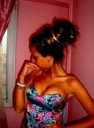 Joanna, 18, California | Tonight Casual Encounters