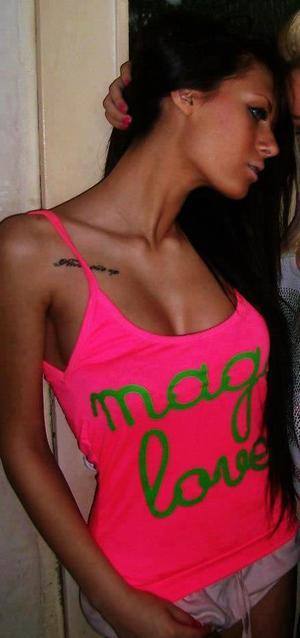 Chat with Avery (28) | California Hookups Available Now