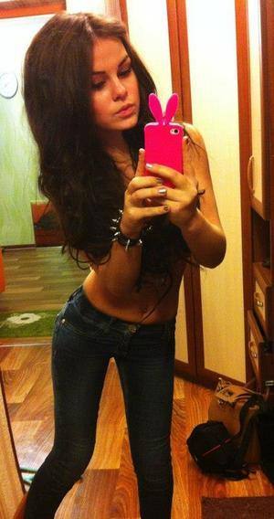 Meet Leticia (26) from Virginia | Same-Night Dating