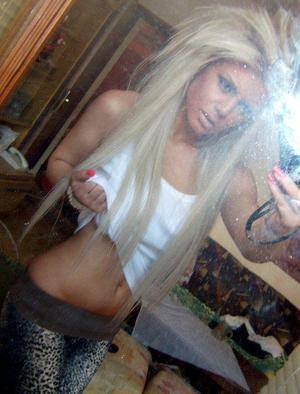 Chat with Kelly (22) | Utah Hookups Available Now