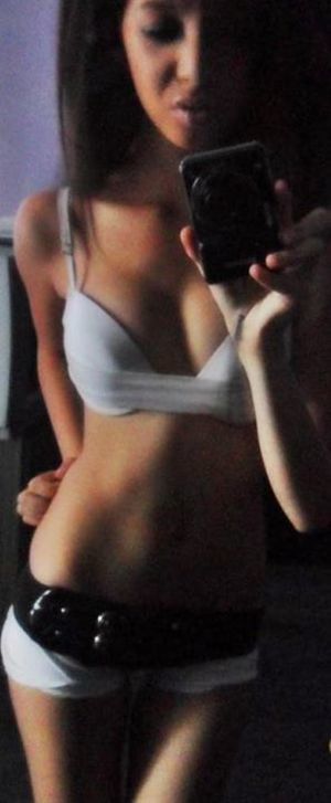 Elnora from  is looking for adult webcam chat