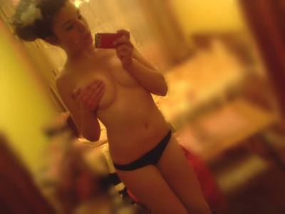 Lucille from Tumbling Shoals, Arkansas is looking for adult webcam chat