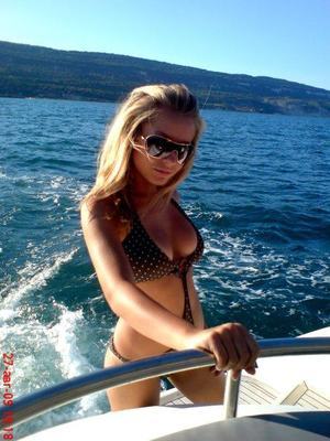 Lanette from Paint Bank, Virginia is looking for adult webcam chat