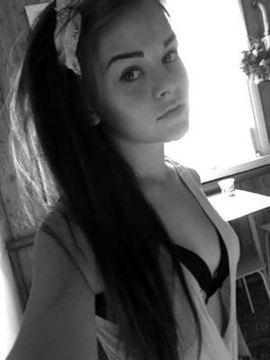 Julienne from Potter, Nebraska is looking for adult webcam chat