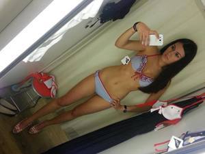 Laurinda from Manzanola, Colorado is looking for adult webcam chat