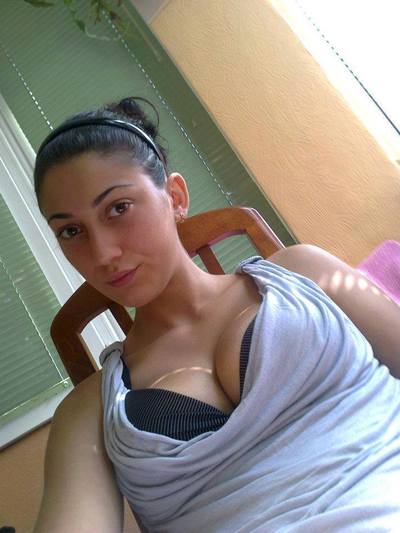 Lucrecia from Laguna Niguel, California is interested in nsa sex with a nice, young man