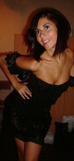 Elana from Colorado is looking for adult webcam chat