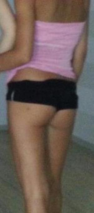 Meet local singles like Nelida from Heeia, Hawaii who want to fuck tonight